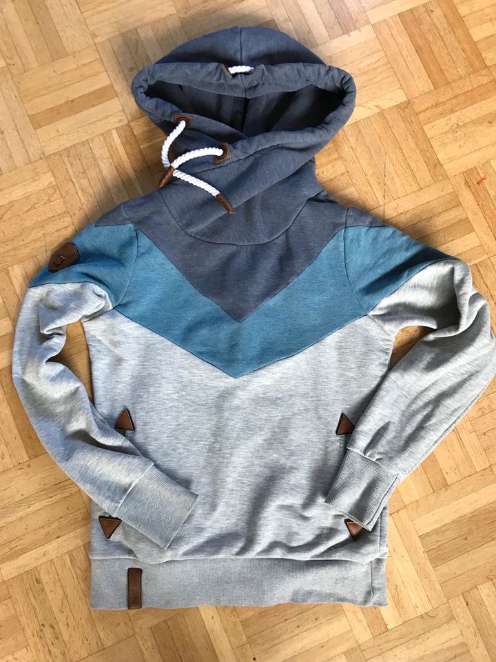 Naketano Hoodie Damen Größe M in Leverkusen