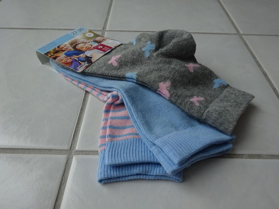 Mädchen Socken u. a. Minnie Mouse Looney Tunes Gr. 27-30 - NEU! in Ingolstadt