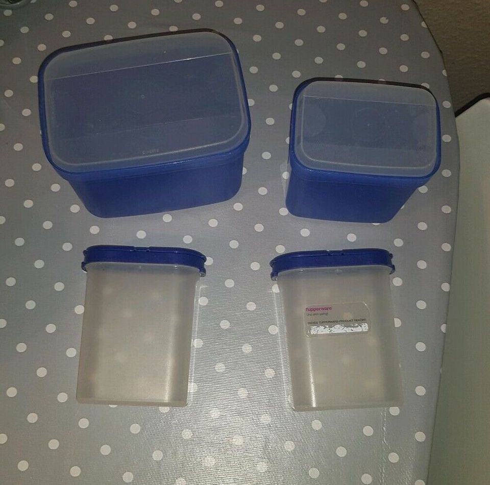 Verkaufe 2xGewürzzwerge v.Tupperware mit einem 270ml Behälter in Kiel