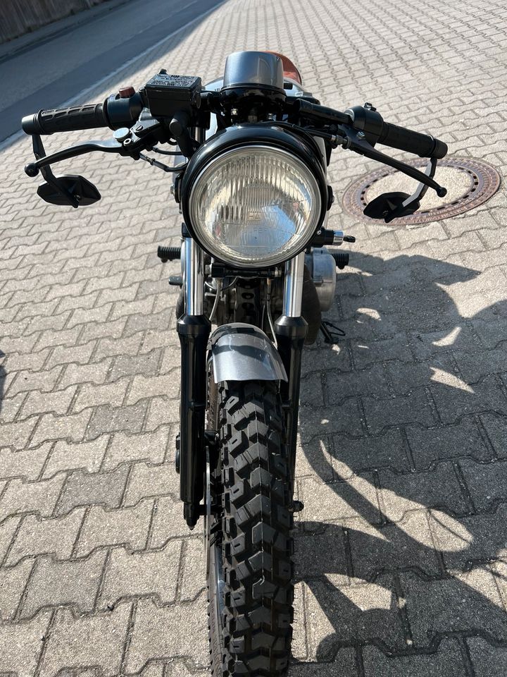 Honda CB400N Cafe Racer in Waldkraiburg