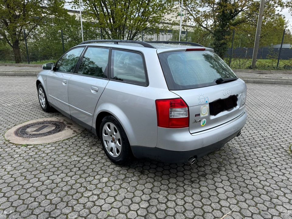 Audi A4 1.8 Kombi in Meißen
