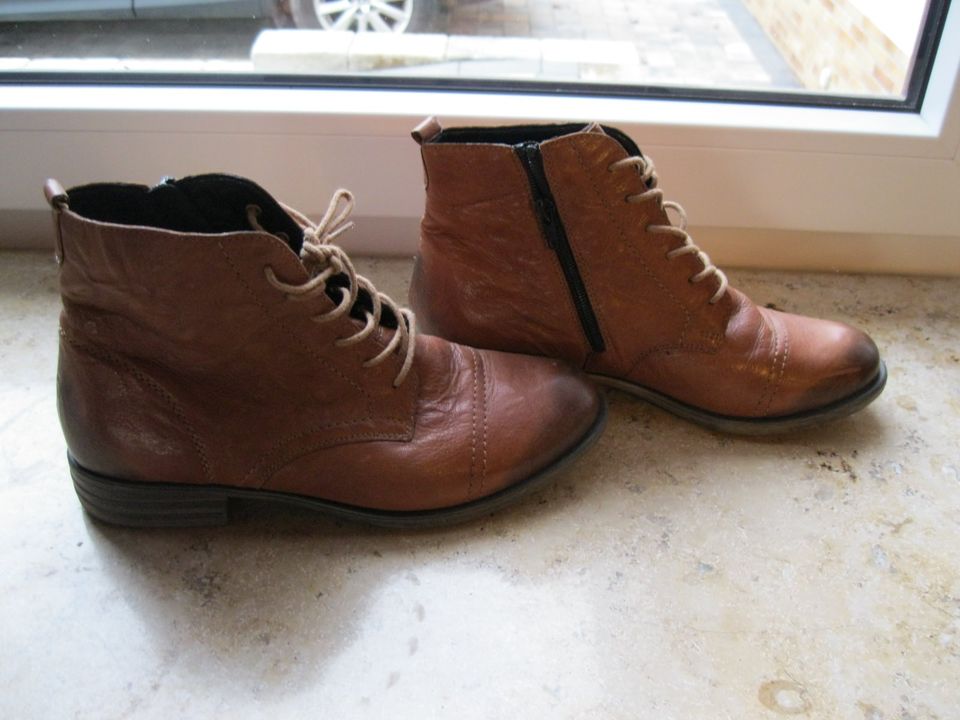 Damen-Stiefeletten Remonte Gr. 39 in Saffig