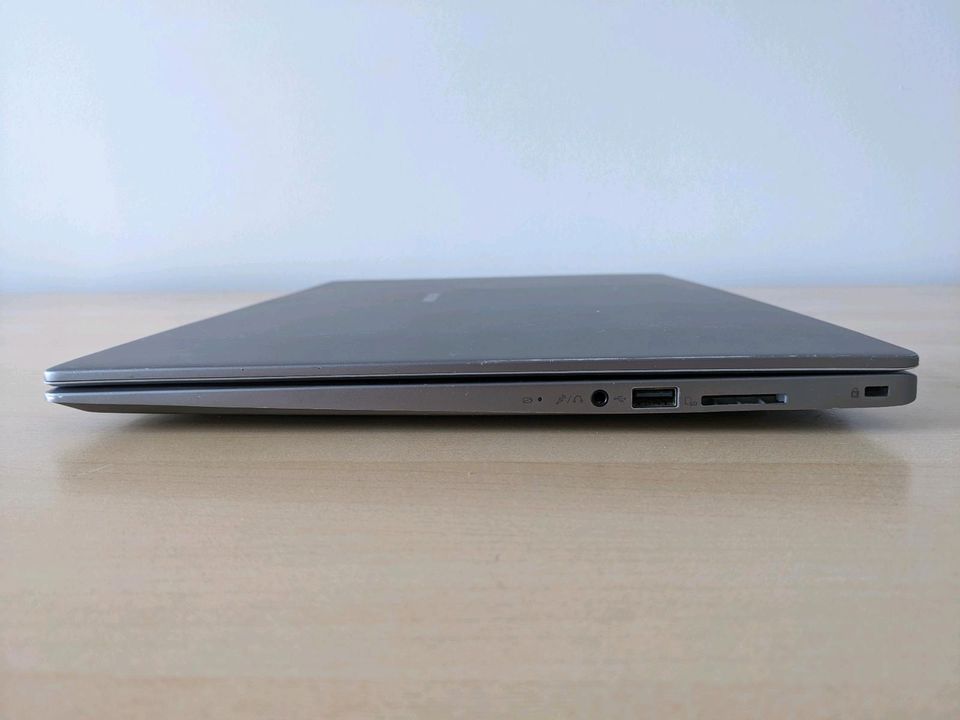 Linux Laptop Medion 17" IPS, Intel i5 8/128GB Tastatur defekt in Leipzig