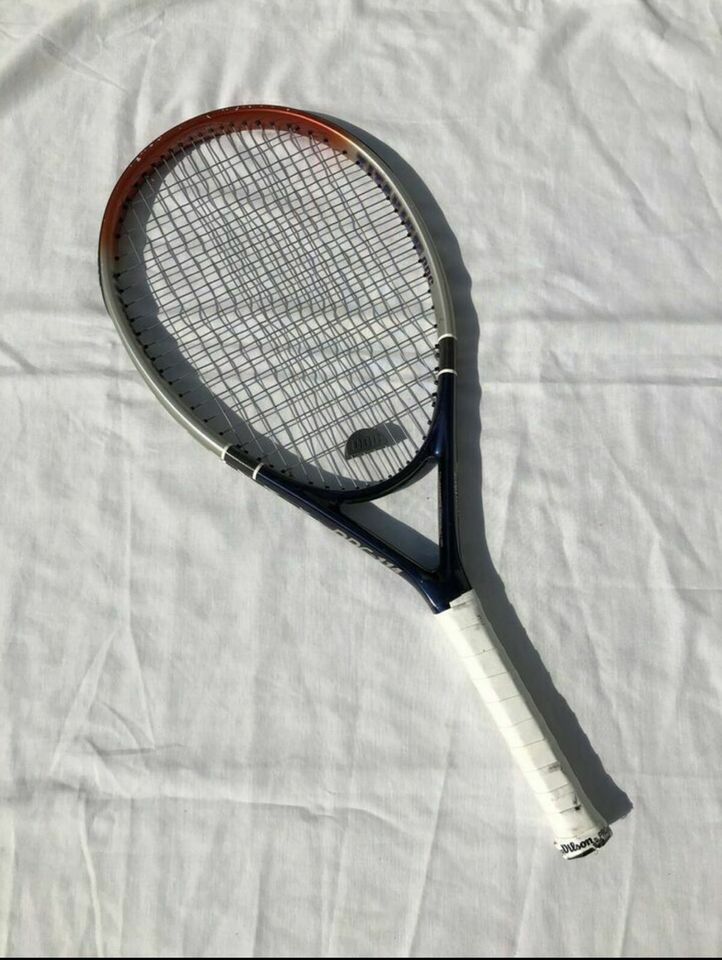 Tennisschläger von Wilson in Frankfurt am Main