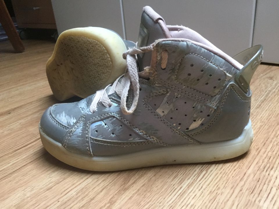 Skechers Mädchen Boots in Gägelow