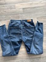 QS by S. Oliver Sadie Jeans Gr. 34 Skinny wie neu Niedersachsen - Varel Vorschau
