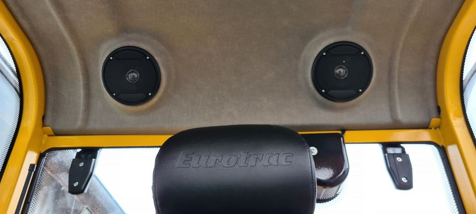Eurotrac W13F - Für anspruchsvolle Lasten und Arbeiten geeignet - Mit Knick-Pendellenkung, Planetenachsen und zweistufigem Antrieb ausgestattet - Schneller hydraulischer Schnellwechsler inklusive in Gnevkow