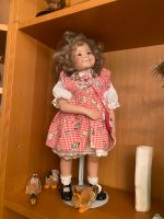 Porzellan Puppe Porzellanpuppe Figur Handarbeit kleines Mädchen Schleswig-Holstein - Laboe Vorschau