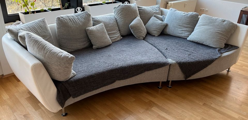 Couch - Sofa - Sitzelemente - kombinierbar tolles Design in Ratingen
