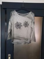 Langarm shirt, mit kleinen Perlen in den Blumen Wiesbaden - Mainz-Kastel Vorschau