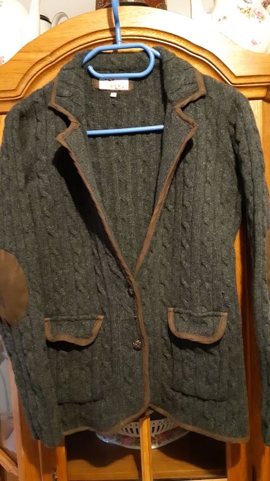 Warme Wolljacke von Franco Callegari. Größe M in Hannover