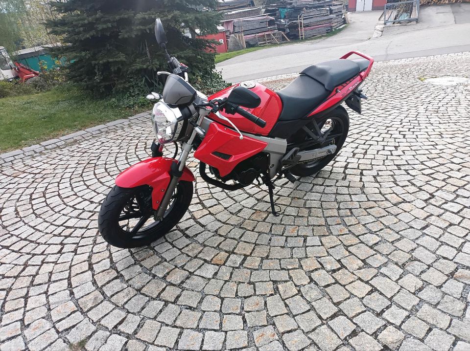 Motorrad 125 Kymco in Waldkirchen