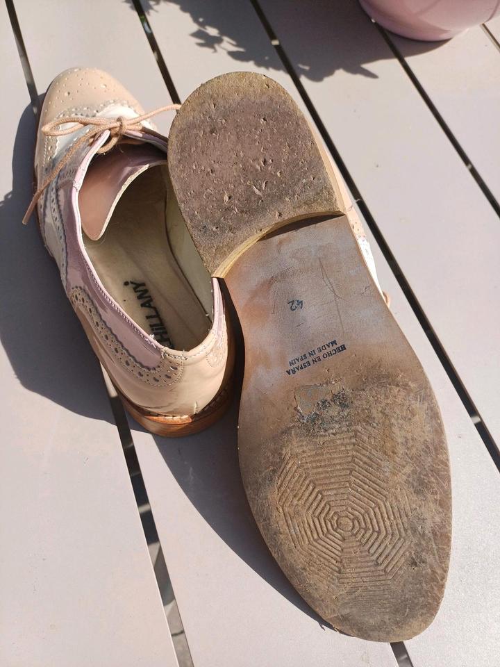 Lack Halbschuh Damen Budapester Schnüren Größe 42 von Chillany in Mönchengladbach