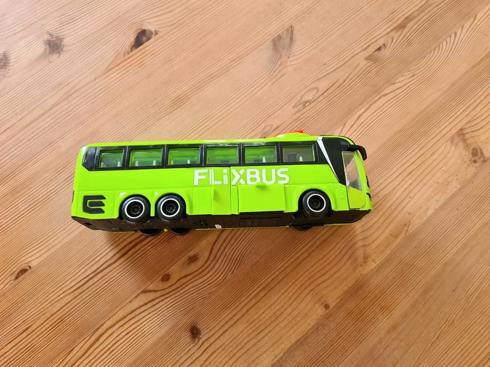 Dickie Toys Bus (Flixbus) zu verkaufen in Markt Schwaben
