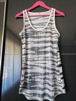 Guess Top Shirt S 36 Schwarz Weiß Glitzer Damen Oberteil T-Shirt Nordrhein-Westfalen - Wesel Vorschau