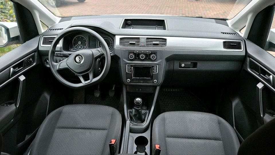 Volkswagen Caddy Maxi 2.0 TDI - 1. Hand - AHK - Sitzheizung in Visselhövede