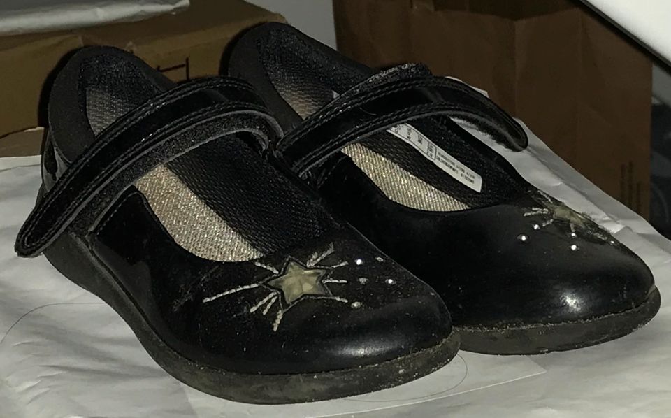 Clarks Mädchen Etch Spark T Geschlossene Ballerinas in 26 in Kürnach