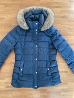 Tommy Hilfiger Winterjacke blau Größe M Hessen - Babenhausen Vorschau