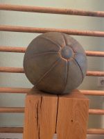 Alter Medizinball 3KG GG Turngerät vintage Lederball Slamball Mitte - Tiergarten Vorschau