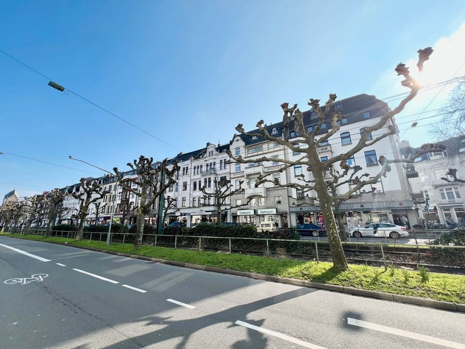 Gewerbeflächen (EG + OG) in Toplage auf der Luegallee von D-Oberkassel in Düsseldorf