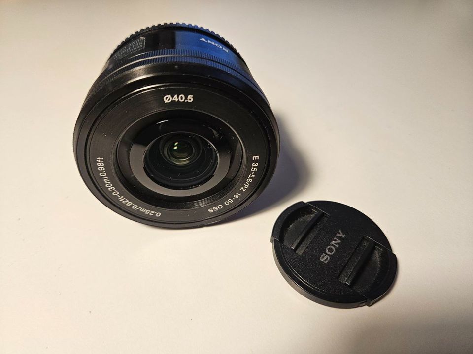 Sony SELP1650 Objektiv (16-50mm F3.5-5.6 OSS) in Aachen