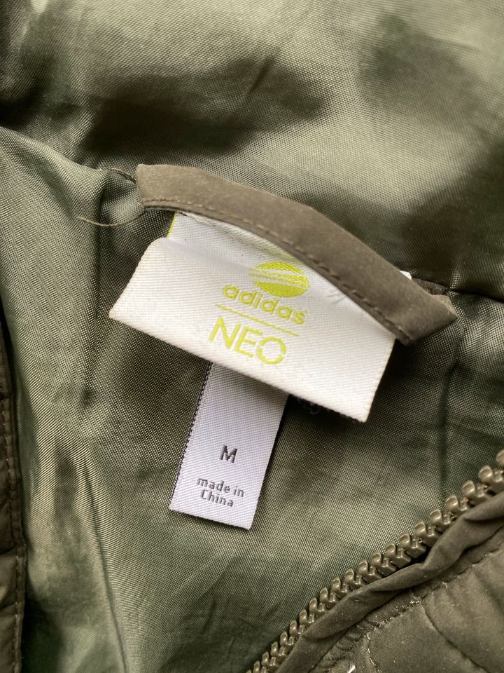 Adidas x Neo Pufferjacke in Hannover