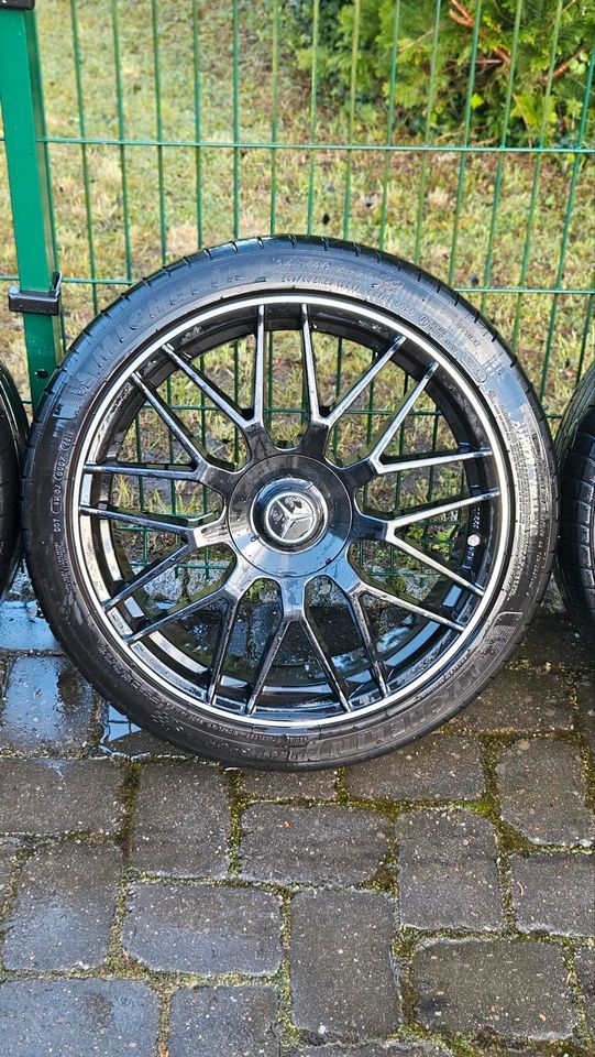 245 40 20 Zoll Felgen Reifen Räder Sommer 5x112 Mercedes W222 in Isernhagen