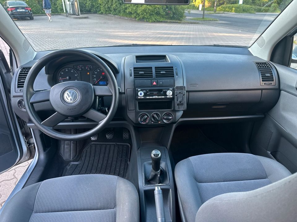 VW Polo 9N 1.4i 5 Türen 04/26 HU in Niederwerrn