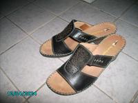 Hush Puppies Pantoletten, schwarz, Gr. 38, wie neu! Bayern - Schnaitsee Vorschau