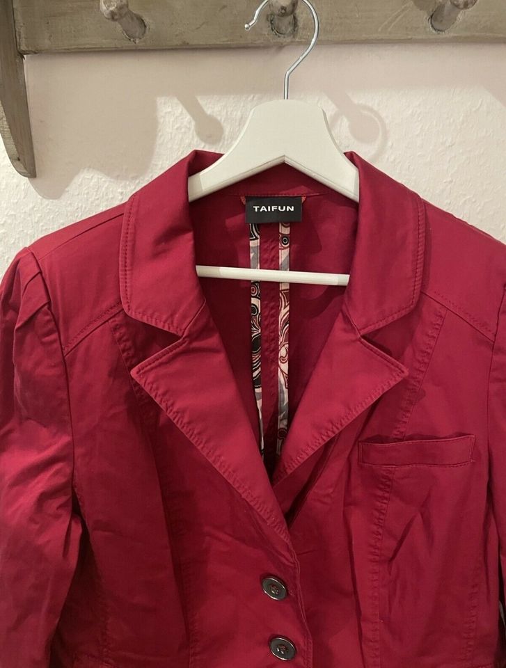 Taifun Damen Blazer - rot 40/42 in Mönchengladbach