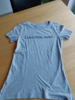 graues Calvin Klein T Shirt Gr XS - top Zustand Niedersachsen - Rodenberg Vorschau