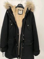 Pimkie Schwarze Parka Winterjacke mit Fell gefüttert beigeKapuze Berlin - Köpenick Vorschau