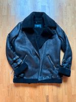 Bikerjacke Kunstleder schwarz Teddyfell LTB Jeans S Düsseldorf - Benrath Vorschau