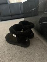 Ugg Boots schwarz Kr. München - Kirchheim bei München Vorschau