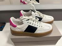 Sneaker von Kennel&Schmenger in 38, Leder Berlin - Friedrichsfelde Vorschau