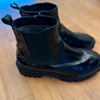 wie NEU Caprice Lackleder Chelsea Boots Stiefeletten Plateau Frankfurt am Main - Nordend Vorschau