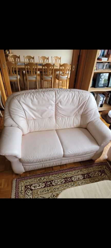 Couch garnitur 4 teilg Leder weiß in Salzkotten