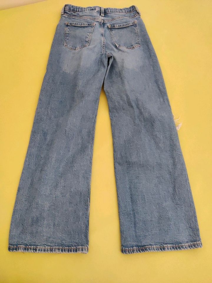 H&M Jeans Größe 140, weites Bein in Rietberg