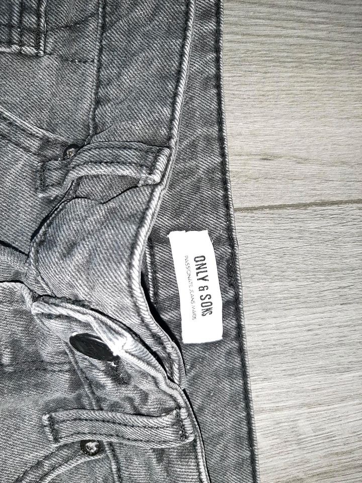 Baggy Jeans only & Sons in Giesen