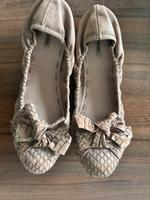 Miu Miu Ballerinas aus Python Gr. 41,5 Mitte - Tiergarten Vorschau