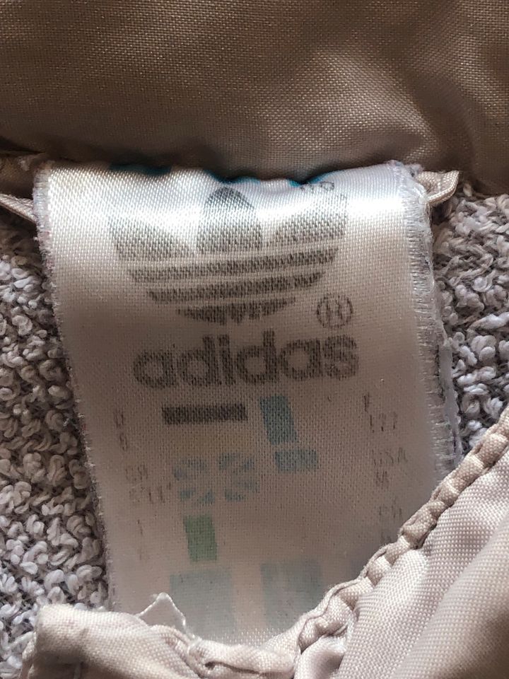 Adidas Retro 80’er Ballonseide Trainingsjacke 5 gefüttert in Hamburg