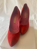 Buffalo Wildleder-Pumps in Rot – Gr. 38 – sehr guter Zustand Baden-Württemberg - Filderstadt Vorschau