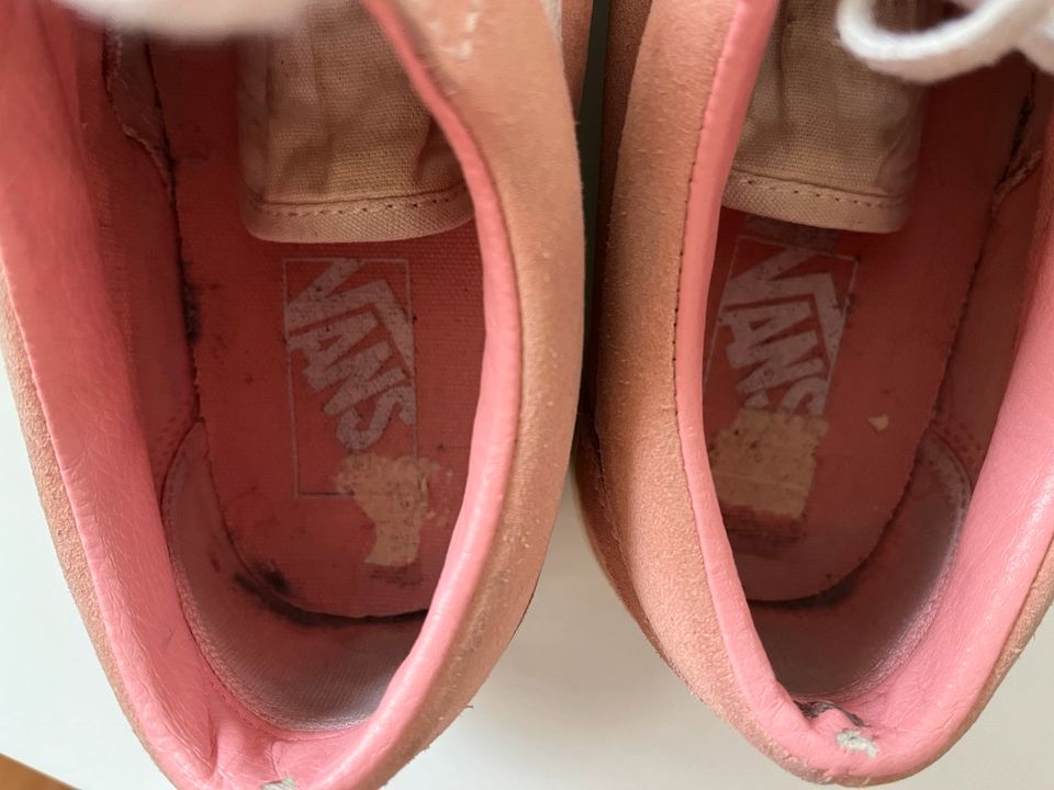 VANS OLD SKOOL in der Gr. 40,5 in Rosa in Stuttgart