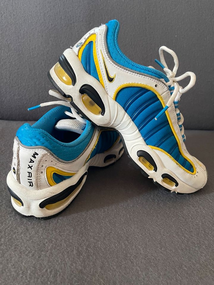 Nike Air Max Tailwind IGr. 40,5 in weiß/bau/gelb -wenig getragen- in Kahl am Main