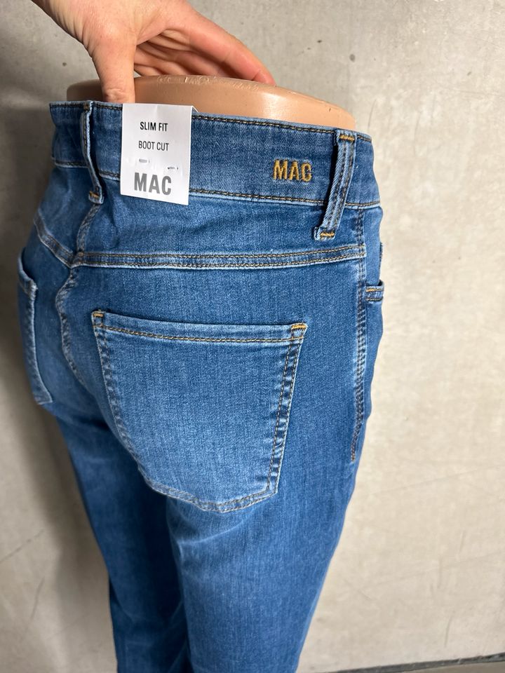 MAC jeans slim fit boot cut neu 36 L34 120 in Erlabrunn