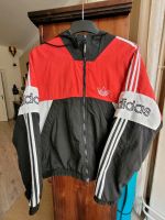 Adidas Jacke schwarz rot weiß Vintage Berlin - Mitte Vorschau