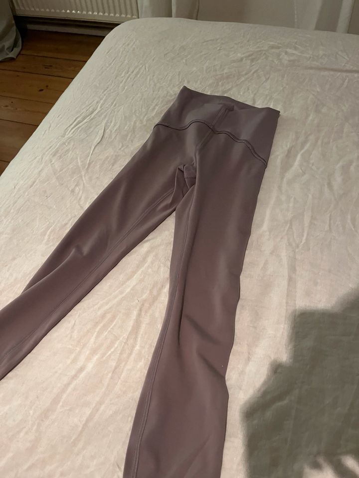 Lululemon Leggings rosa 2 in Berlin