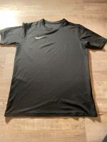 Nike Sportshirt Gr.152/164 Köln - Mülheim Vorschau