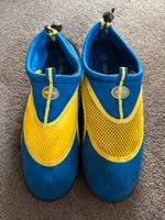 Badeschuhe Gr. 43 Hessen - Hofheim am Taunus Vorschau