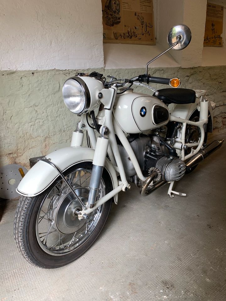 BMW R60 fahrbereit inkl. Papiere. Oldtimer altes Motorrad in Saarland -  Kleinblittersdorf | Motorrad gebraucht kaufen | eBay Kleinanzeigen ist  jetzt Kleinanzeigen